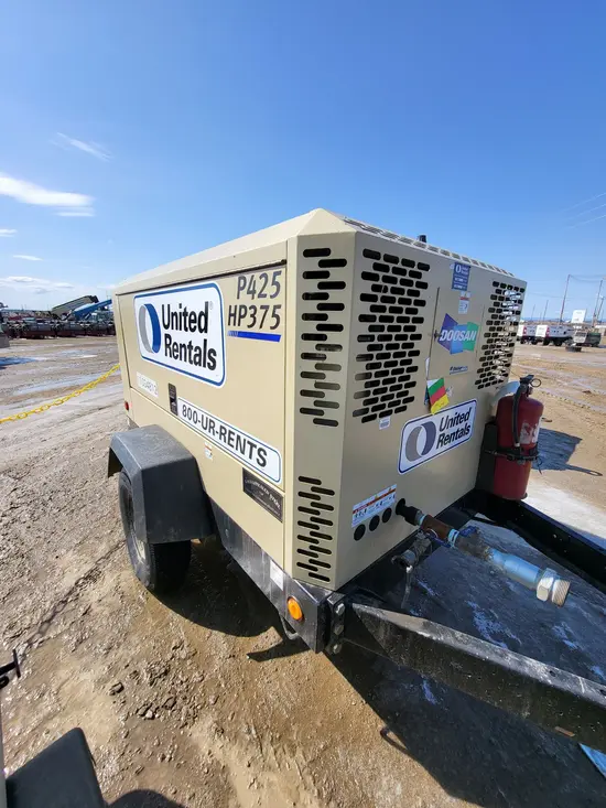 2019 Doosan P425/HP375EXT4I Air Compressor
