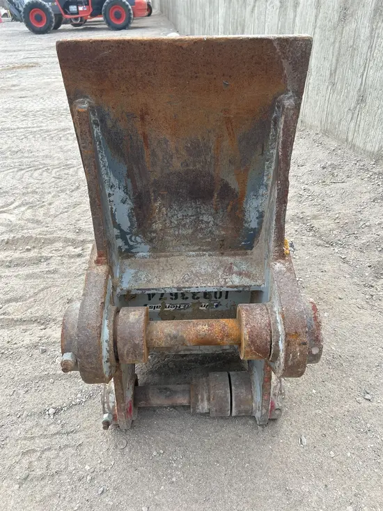 2019 FURUKAWA CW24III Compaction Attachment
