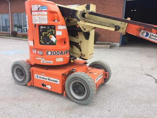2013 JLG E300AJP Articulating Boom Lift