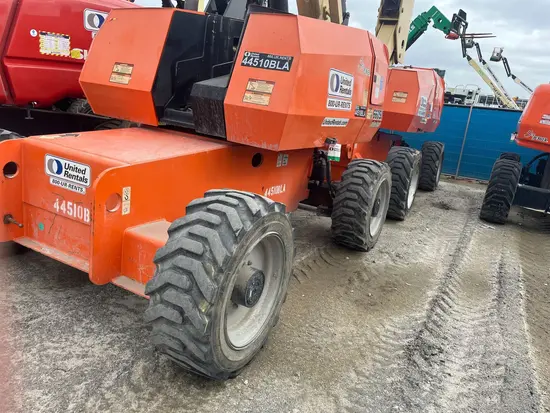 2017 JLG 660SJ Boom Lift