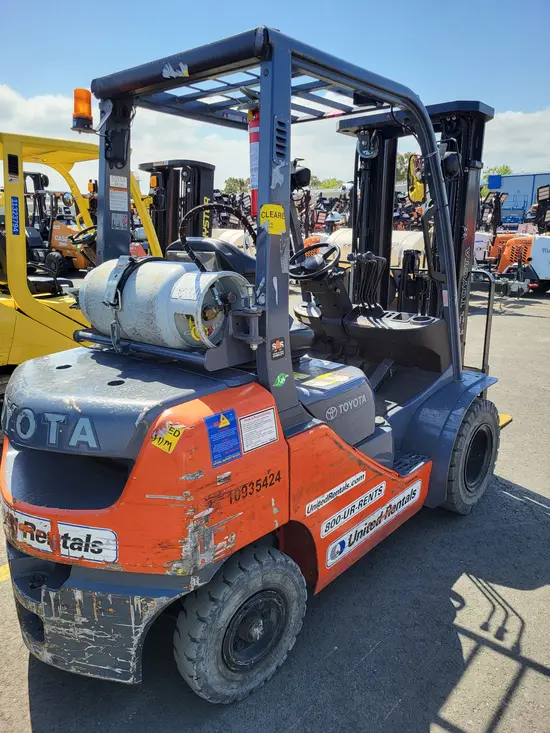 2019 Toyota 8FGU25 Warehouse Forklift