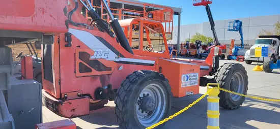 2015 SKYTRAK 8042 Forklift