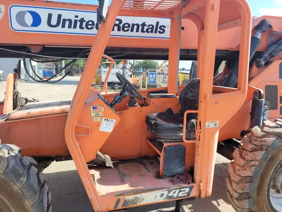 2016 SKYTRAK 8042 Forklift