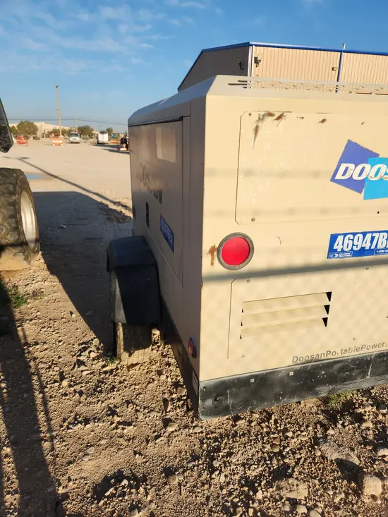 2017 Atlas Copco XAS185 Air Compressor
