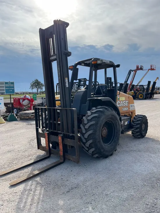 2017 Case 586H Forklift