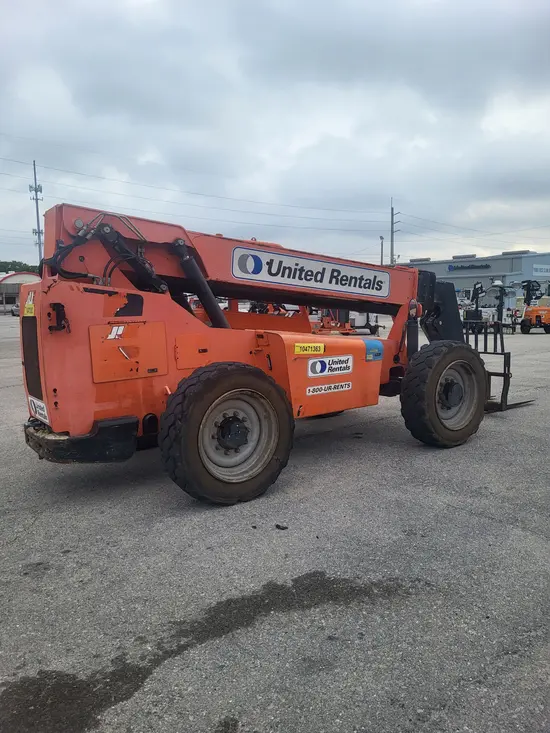2016 SKYTRAK 6042 Forklift