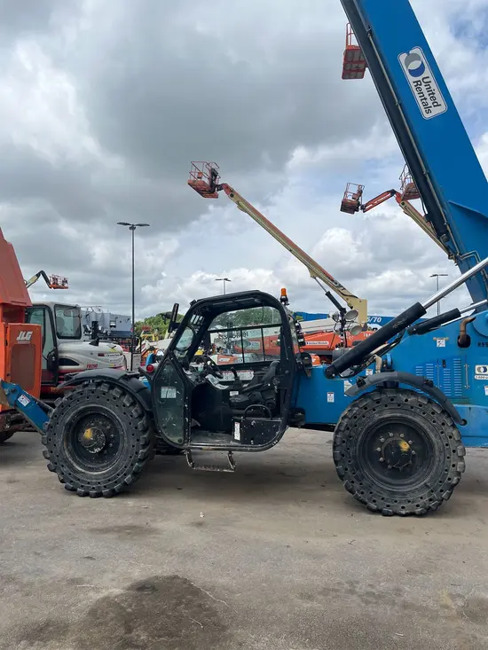 2016 Genie GTH-1056 Forklift