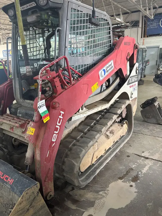 2017 Takeuchi TL10V2-CR Track Loader