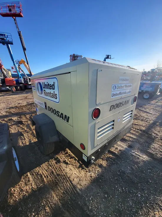 2020 Doosan P425/HP375WCUT4 Air Compressor