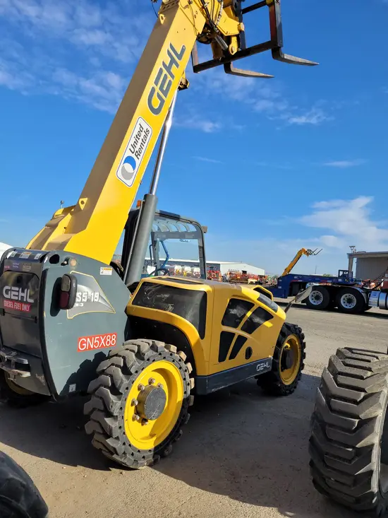 2017 Gehl RS5-19 Forklift