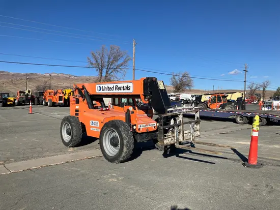 2016 SKYTRAK 8042 Forklift