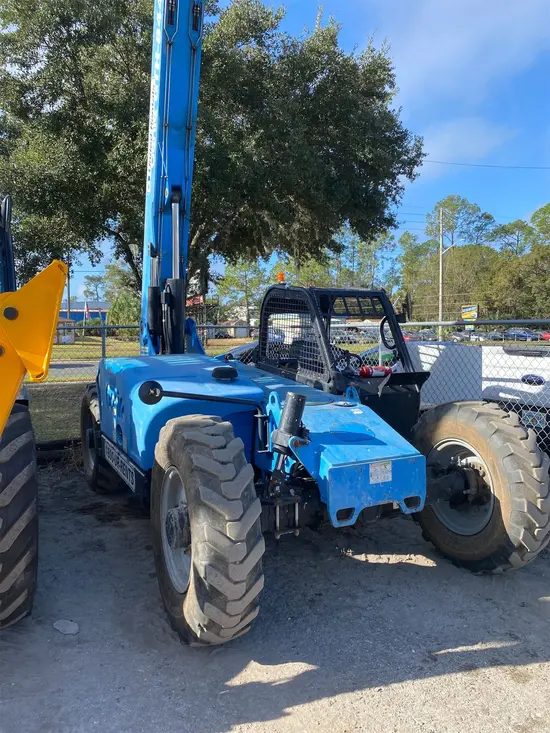 2015 Genie GTH-844 Forklift