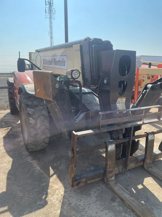 2018 JLG 1055 Forklift