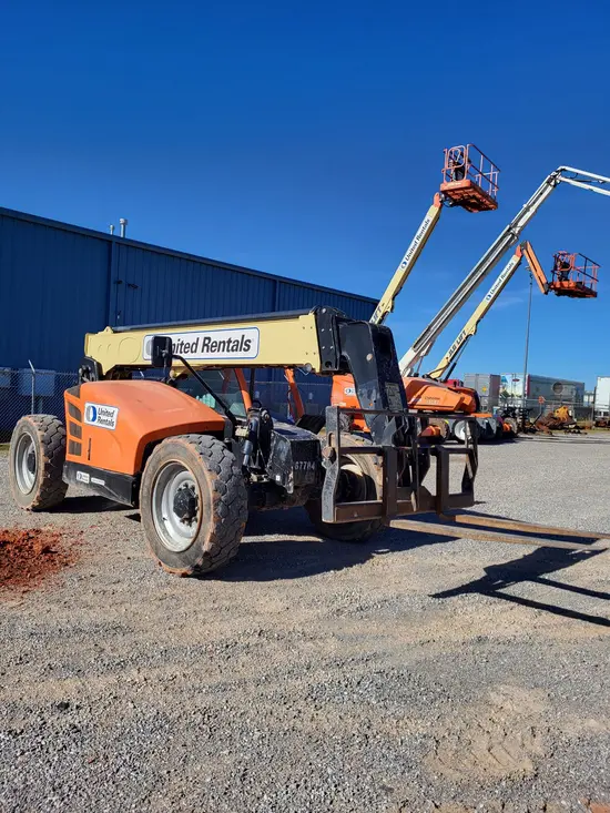 2016 JLG 642 Forklift