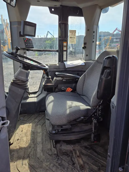 2019 John Deere 544L Wheel Loader