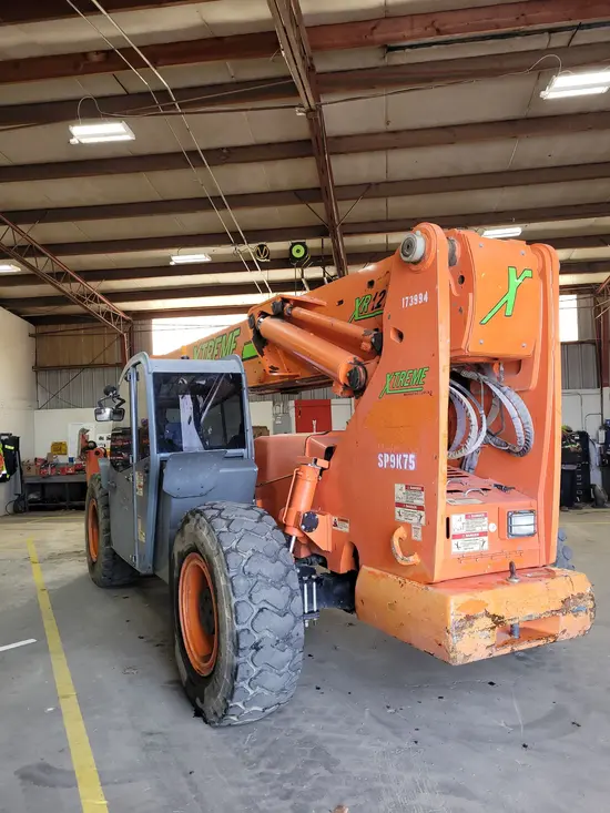 2016 XTREME XR1270 Forklift