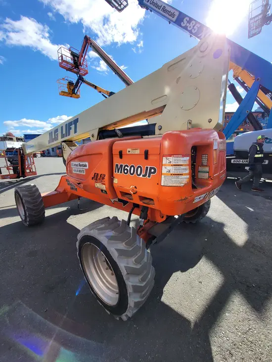 2013 JLG M600JP Boom Lift