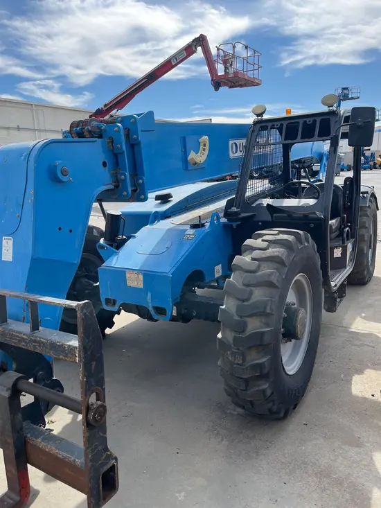 2014 Genie GTH-844 Forklift