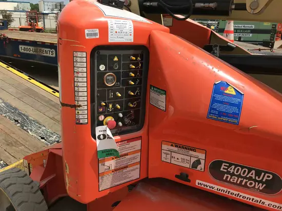 2015 JLG E400AJPN Articulating Boom Lift