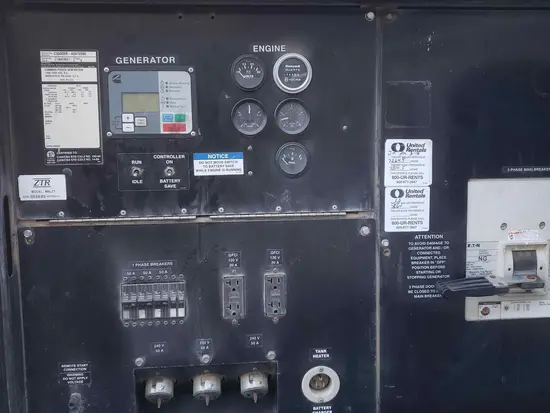 2013 Cummins C300D6RG Diesel Generator