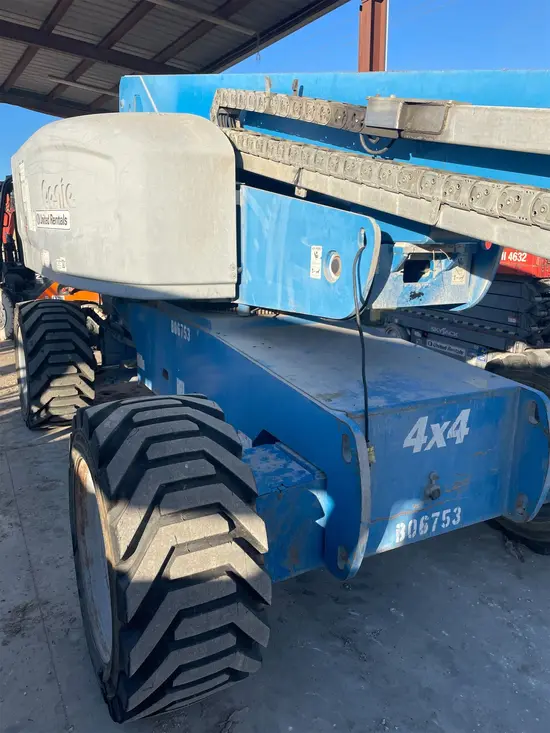 2014 Genie S-80 Boom Lift