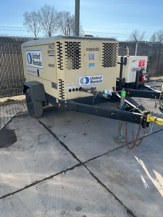 2016 Doosan P425/HP375WCUT4 Air Compressor
