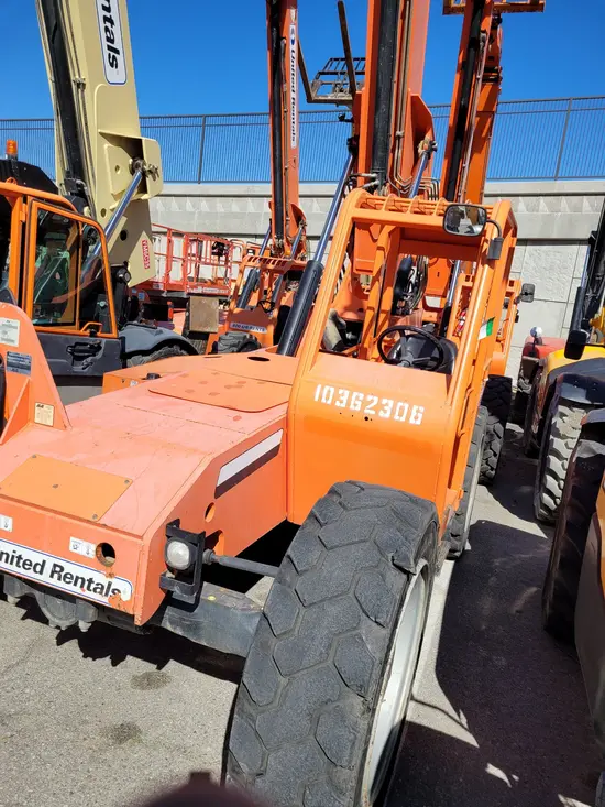 2015 SKYTRAK 6042 Forklift
