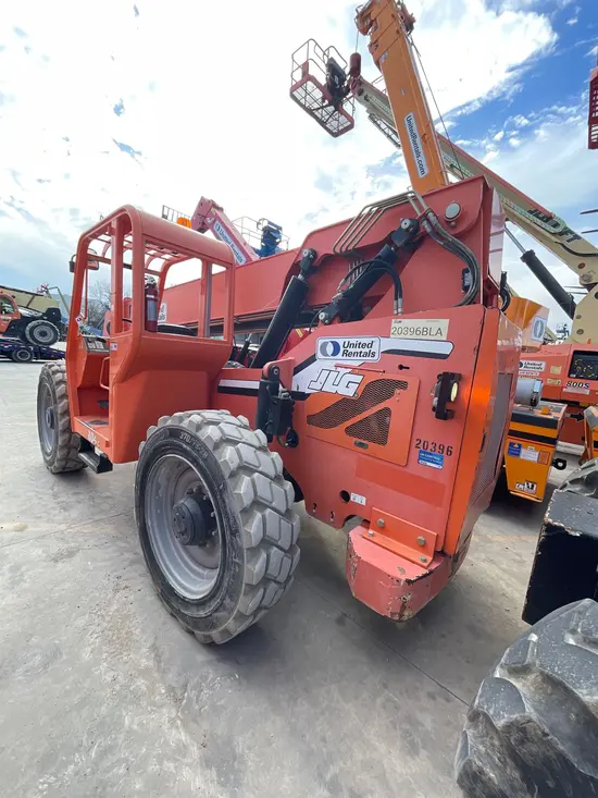 2015 SKYTRAK 6042 Forklift
