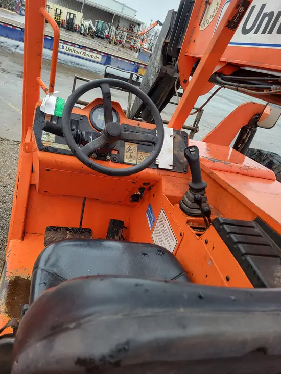 2016 SKYTRAK 8042 Forklift
