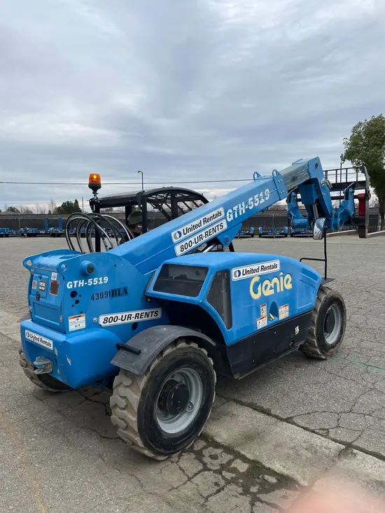 2017 Genie GTH-5519 Forklift