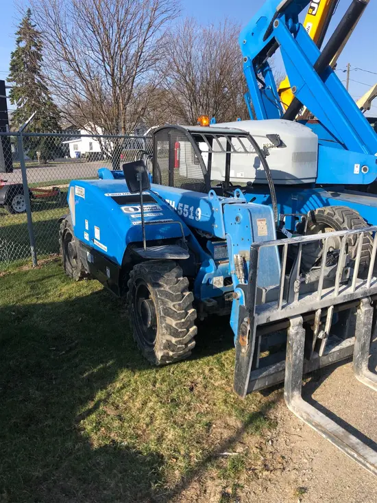 2017 Genie GTH-5519 Forklift