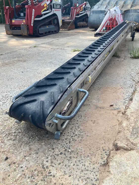 2018 LINKIT LKS300-5.5 Material Lift