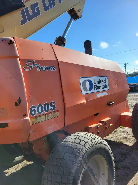 2016 JLG 600S Boom Lift