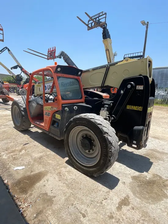 2016 JLG 642 Forklift