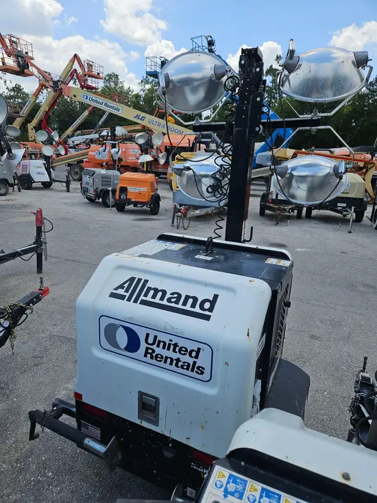 2019 Allmand NLV-ML3EC Portable Work Light