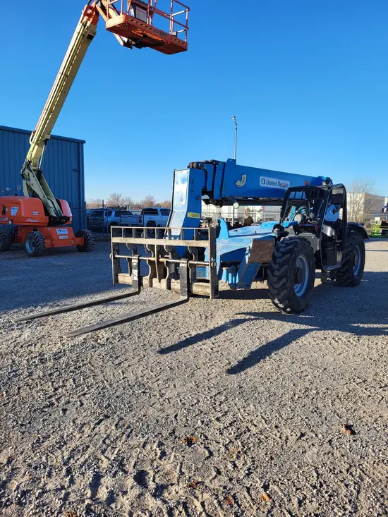 2016 Genie GTH-1056 Forklift