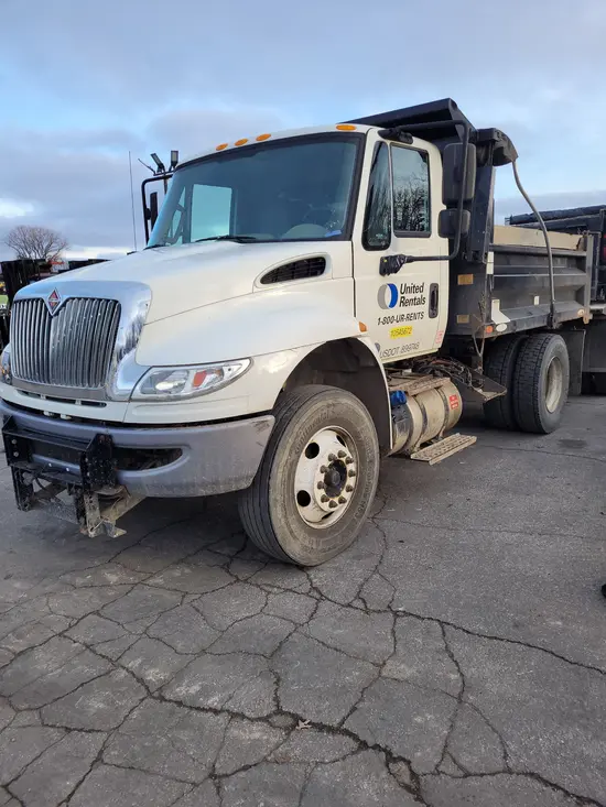 2017 International 4300 Truck