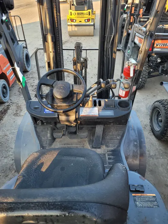 2017 Toyota 8FGU25 Warehouse Forklift