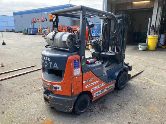 2018 Toyota 8FGU25 Warehouse Forklift