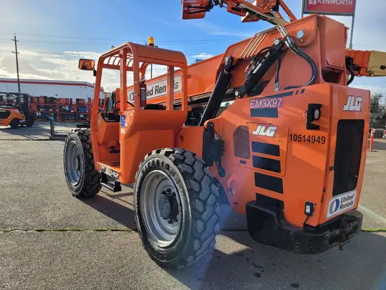 2016 SKYTRAK 6042 Forklift