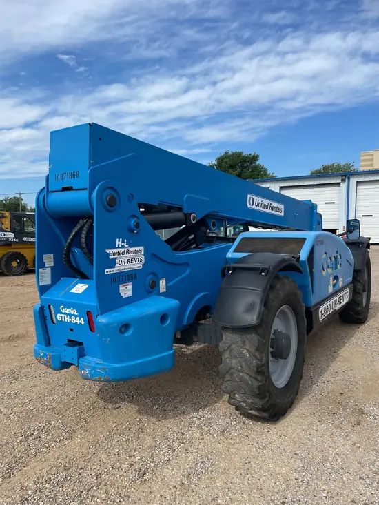 2015 Genie GTH-844 Forklift
