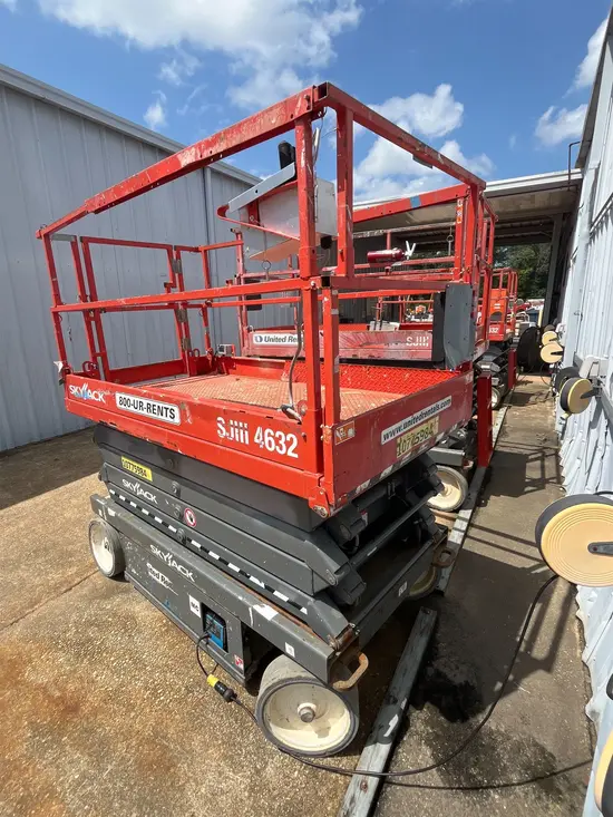 2018 Skyjack SJIII4632 Scissor Lift