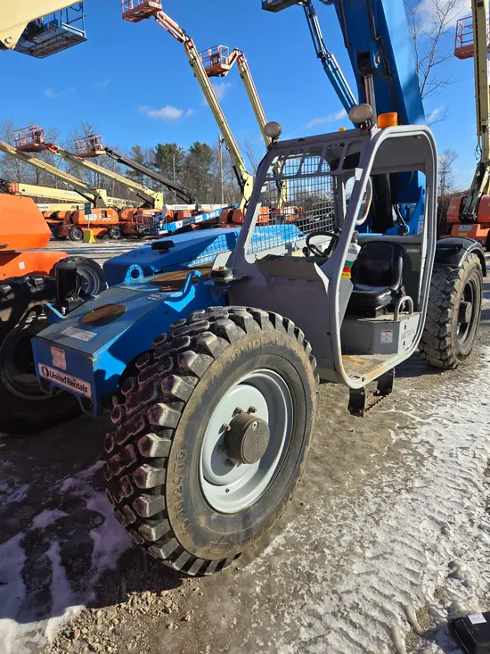 2013 Genie GTH-844 Forklift
