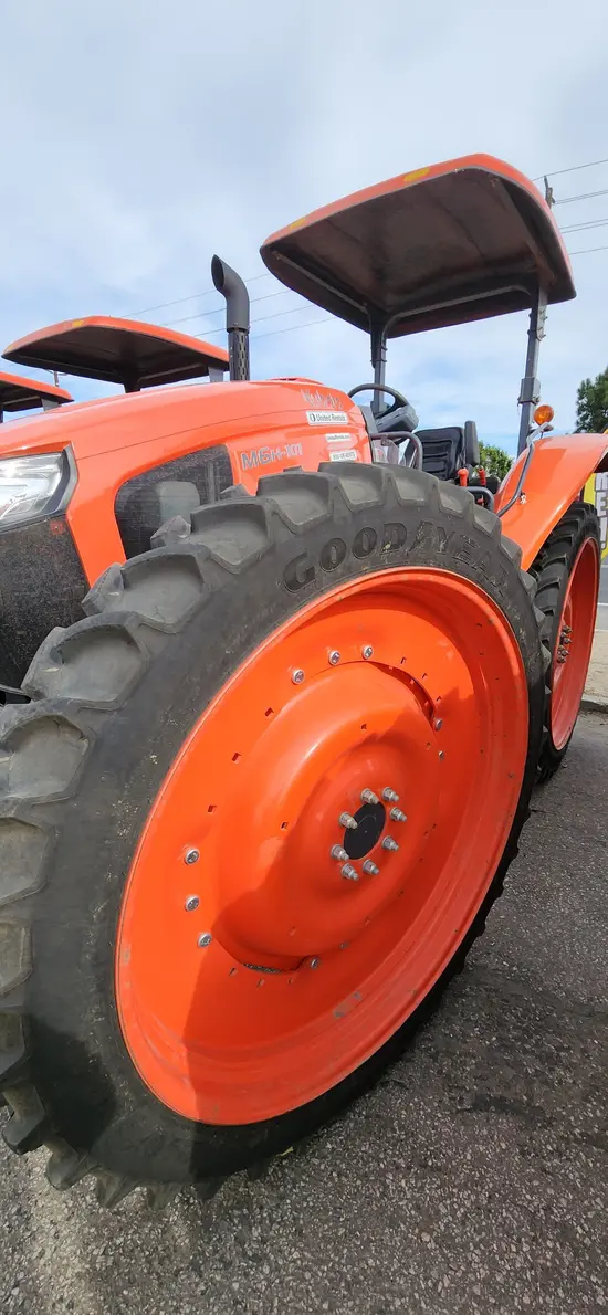2022 Kubota M6H-101SHD Wheel Loader