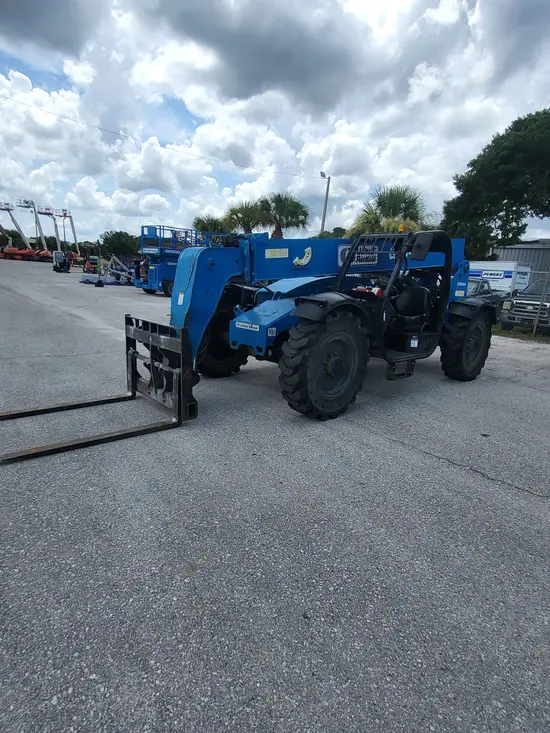 2016 Genie GTH-844 Forklift