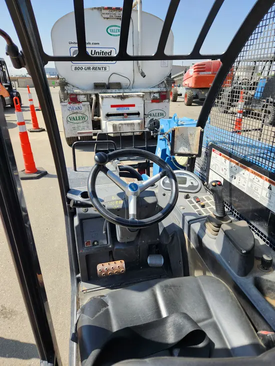 2017 Genie GTH-5519 Forklift