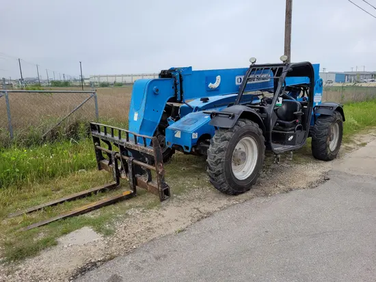 2015 Genie GTH-844 Forklift