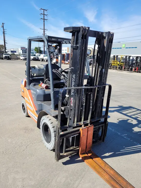 2018 Toyota 8FGU25 Warehouse Forklift