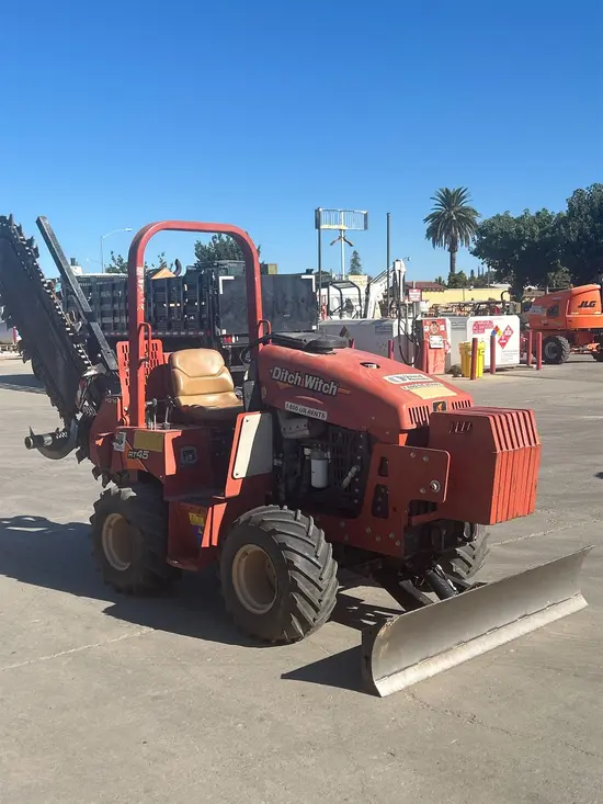 2018 Ditch Witch RT45 Ride-On Trencher
