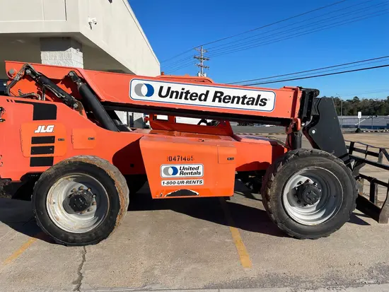 2016 SKYTRAK 8042 Forklift